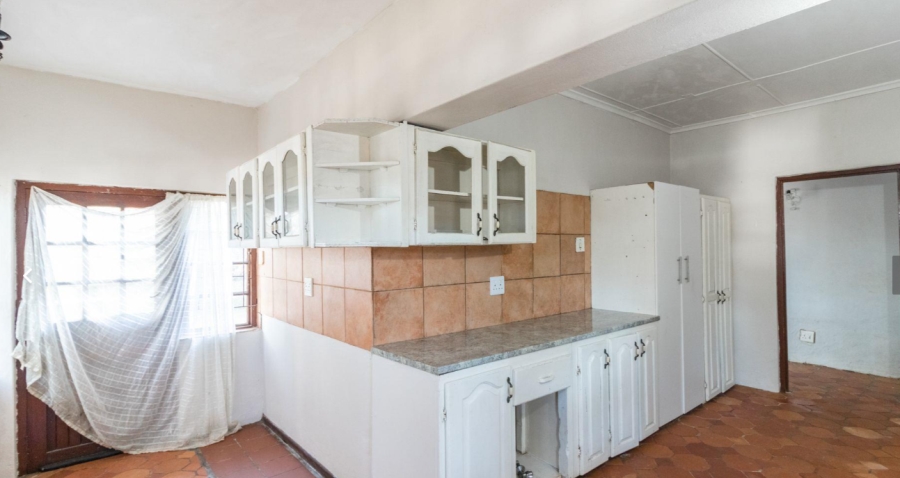 5 Bedroom Property for Sale in Abbotsford Eastern Cape
